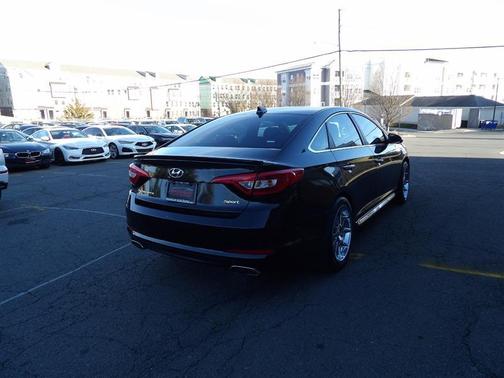 2015 Hyundai SONATA Sport