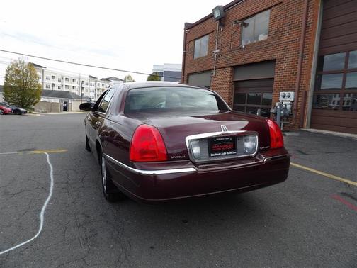 2008 Lincoln Town Car Signature