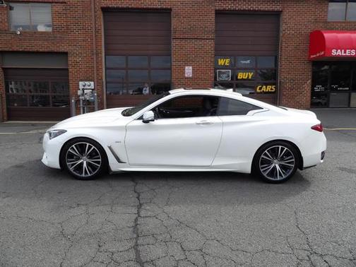 2019 INFINITI Q60 3.0T LUXE