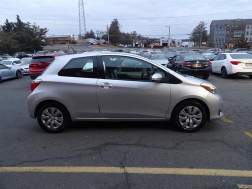 2012 Toyota Yaris LE