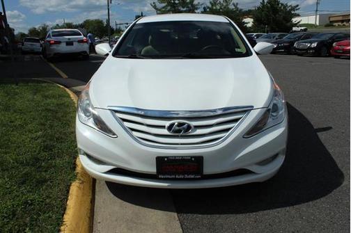 2013 Hyundai SONATA GLS