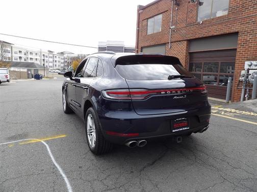 2021 Porsche Macan S