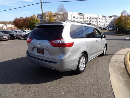 2015 Toyota Sienna XLE
