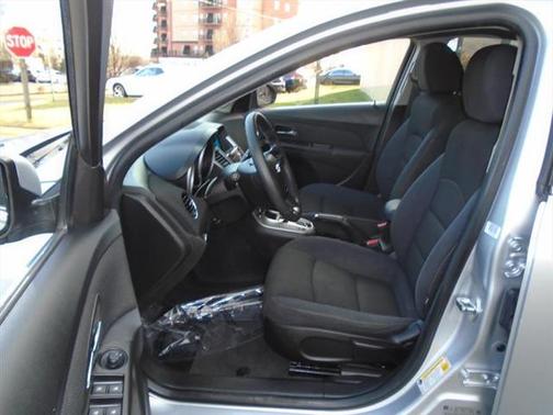 2015 Chevrolet Cruze 1LT