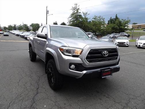 2017 Toyota Tacoma SR5
