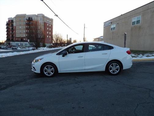 2016 Chevrolet Cruze LT Auto