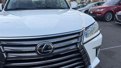 2017 Lexus LX 570 Base
