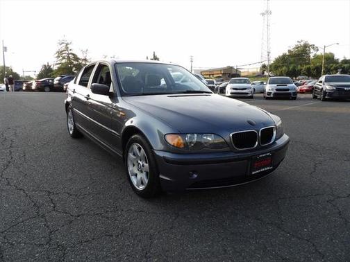 2002 BMW 325 325xi
