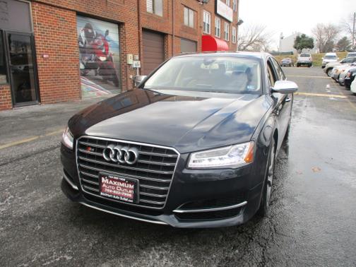 Photo 3 of 26 of 2016 Audi S8 Plus