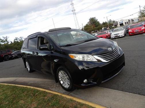 2012 Toyota Sienna XLE