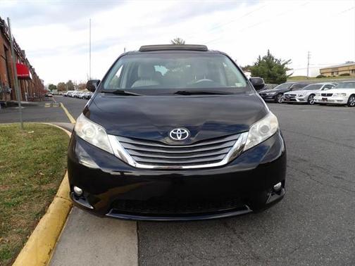 2012 Toyota Sienna XLE