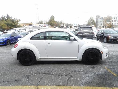 2016 Volkswagen Beetle 1.8T SE