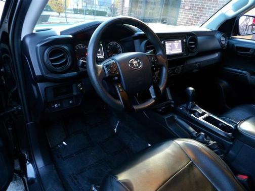 2018 Toyota Tacoma SR