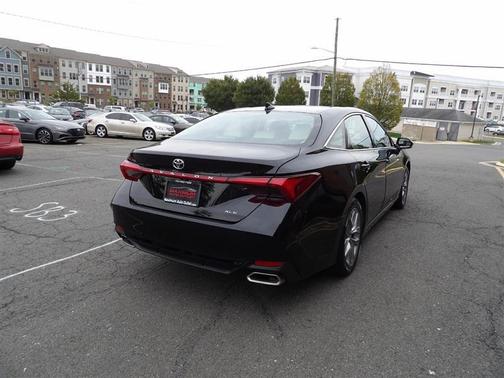 2022 Toyota Avalon XLE