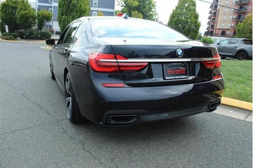 2018 BMW 750 I