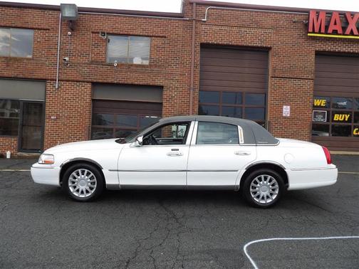 2007 Lincoln Town Car Signature