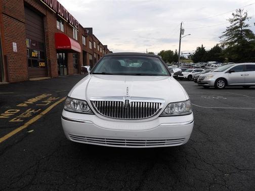 2007 Lincoln Town Car Signature