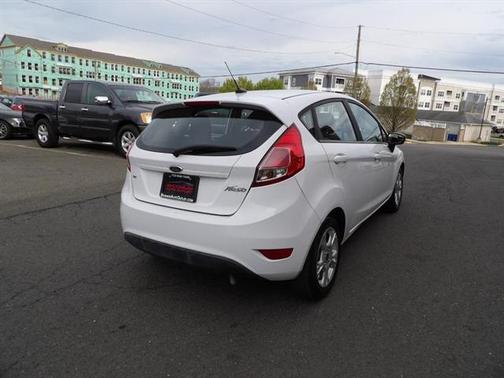 2015 Ford Fiesta SE