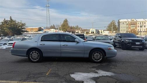 2009 Lincoln Town Car Signature