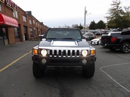 2006 Hummer H3 Base