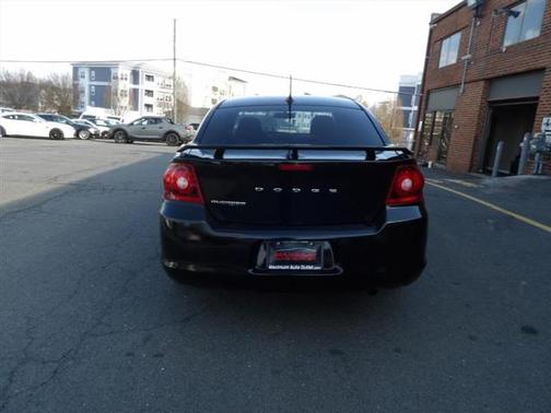 2014 Dodge Avenger SE