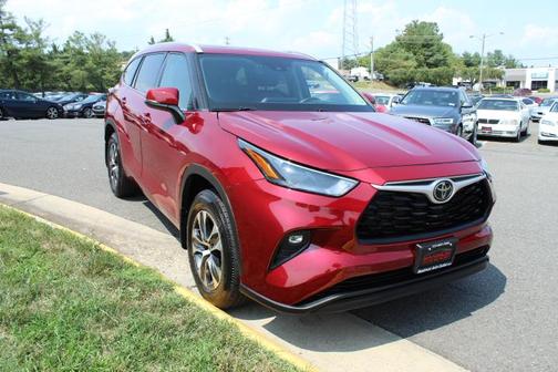 2022 Toyota Highlander XLE