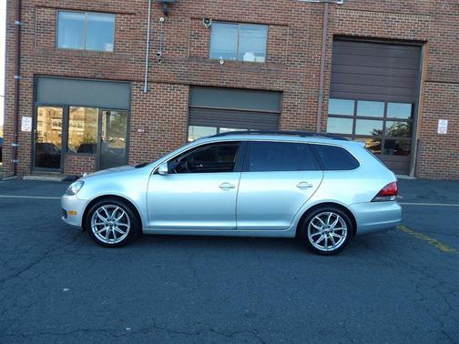2012 Volkswagen Jetta SportWagen TDI