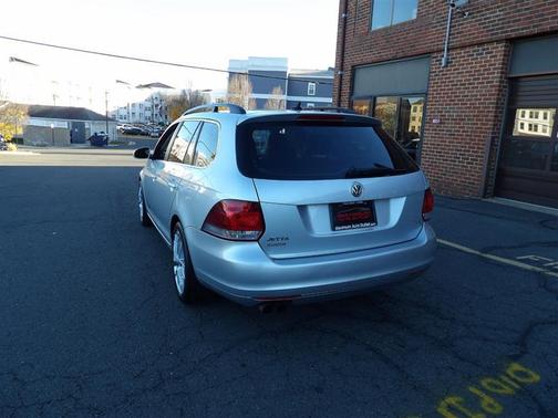 2012 Volkswagen Jetta SportWagen TDI