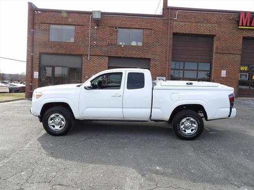 2019 Toyota Tacoma SR