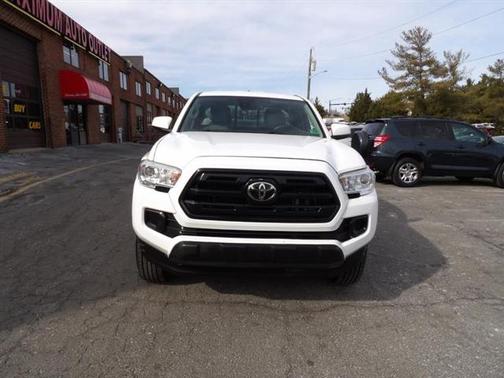 2019 Toyota Tacoma SR