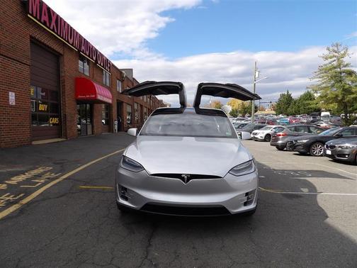 2018 Tesla Model X 75 D