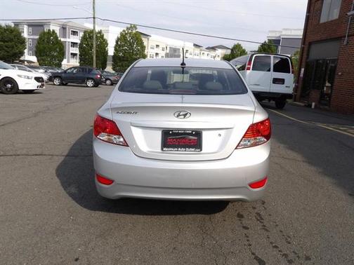 2012 Hyundai Accent GLS