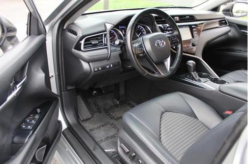 2019 Toyota Camry XLE
