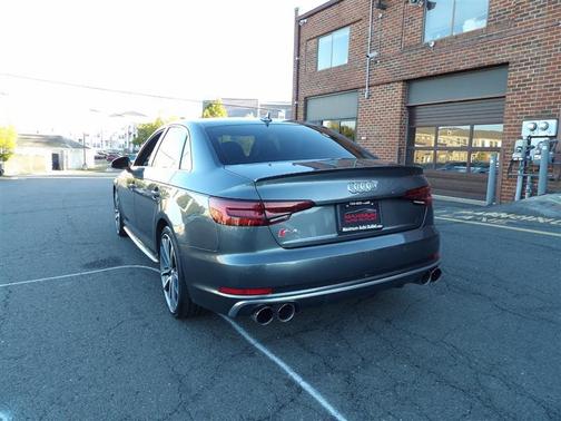 2018 Audi S4 3.0T Prestige