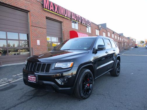 Photo 1 of 30 of 2015 Jeep Grand Cherokee Limited