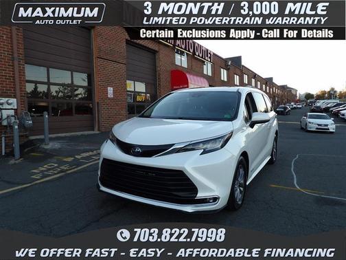 2021 Toyota Sienna XLE 8 Passenger