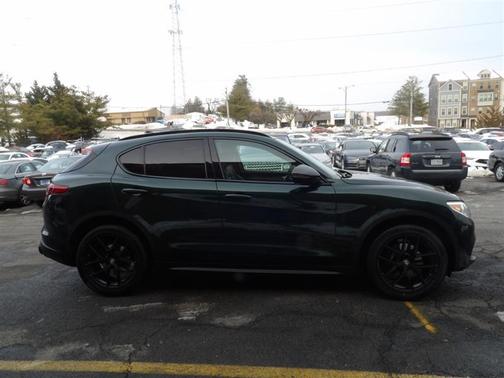 2019 Alfa Romeo Stelvio Ti Sport