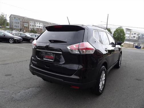 2016 Nissan Rogue SV