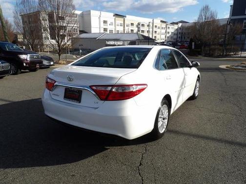 2016 Toyota Camry LE