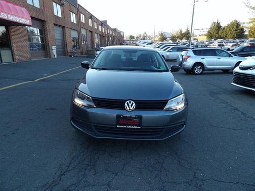 2014 Volkswagen Jetta 4dr Auto S