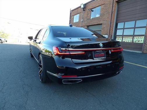 2020 BMW 740