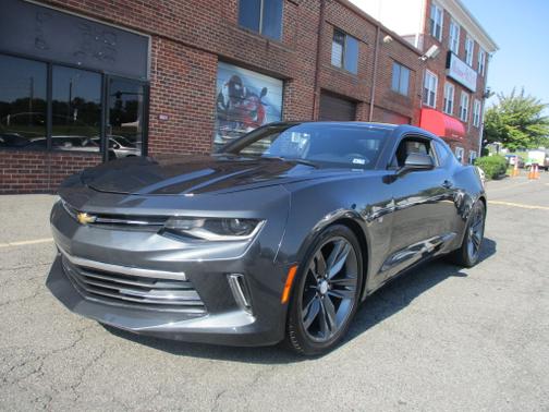 Photo 1 of 23 of 2018 Chevrolet Camaro 1LT