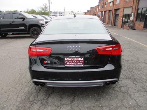 Photo 4 of 28 of 2014 Audi S6 Prestige