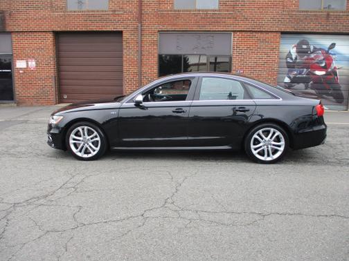 Photo 2 of 28 of 2014 Audi S6 Prestige
