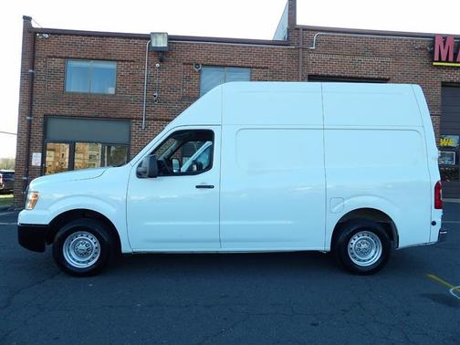 2017 Nissan NV Cargo NV2500 HD S V6