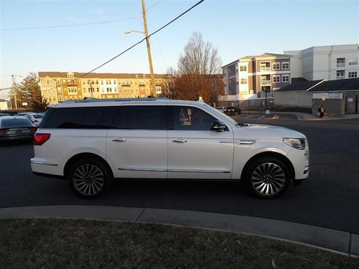 2019 Lincoln Navigator L Reserve