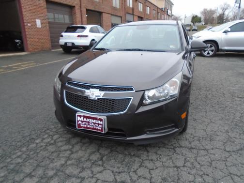 Photo 1 of 21 of 2014 Chevrolet Cruze LS