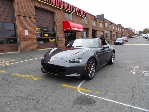 2022 Mazda MX-5 Miata RF Grand Touring