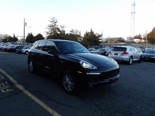 2016 Porsche Cayenne Cayenne