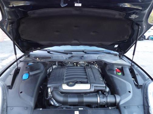 2016 Porsche Cayenne Cayenne